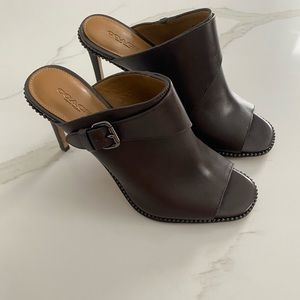 New Coach Heels